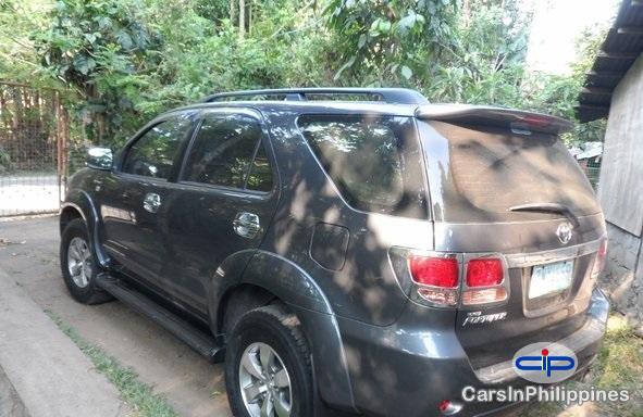 Toyota Fortuner Automatic 2008 - image 2