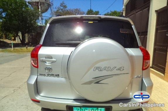 Toyota RAV4 Automatic 2008 - image 4