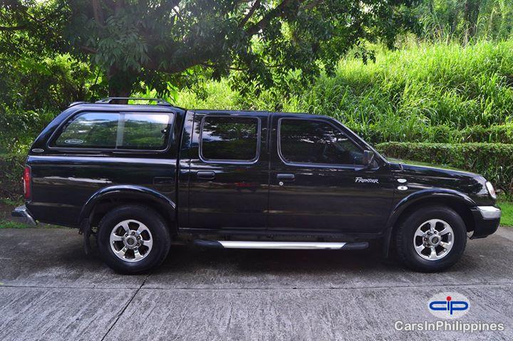 Nissan Frontier Manual 2002 - image 2