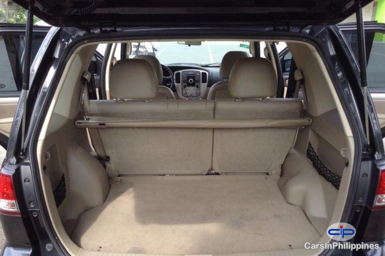 Ford Escape Automatic - image 5