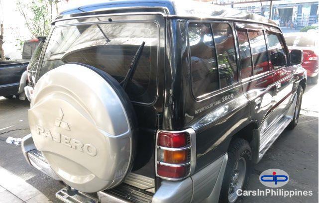 Mitsubishi Pajero Automatic - image 12