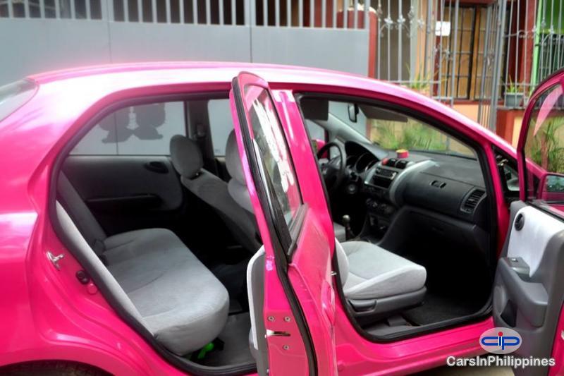 Honda City Manual - image 4
