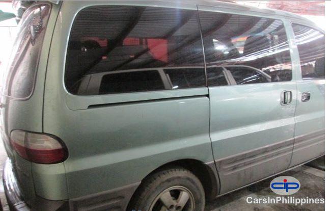 Hyundai Starex - image 3