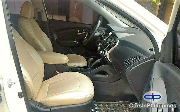 Hyundai Tucson Automatic 2010 - image 3