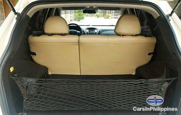 Hyundai Tucson Automatic 2010 - image 5