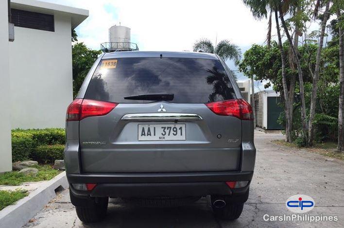 Mitsubishi Montero Sport - image 4