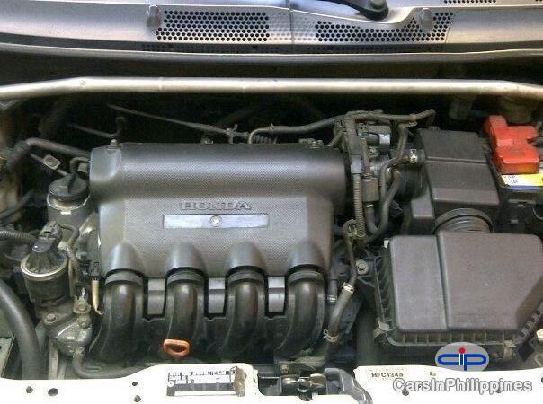 Honda Jazz - image 2