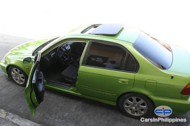 Honda Civic - image 3