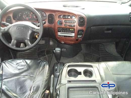 Hyundai Starex - image 2