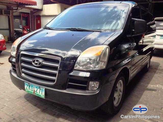Picture of Hyundai Starex