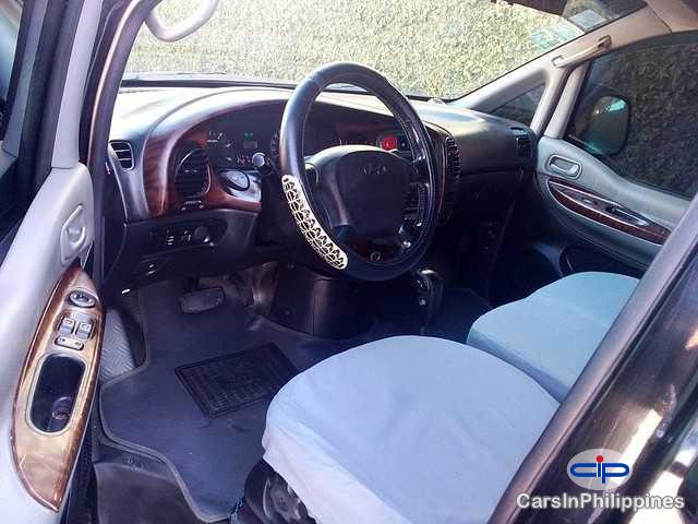 Hyundai Starex - image 3