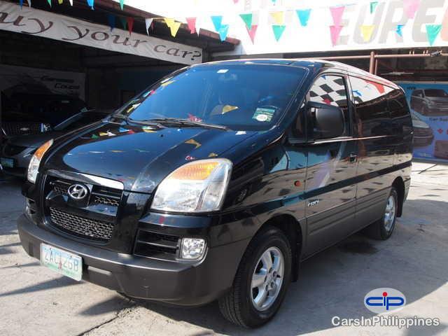 Picture of Hyundai Starex