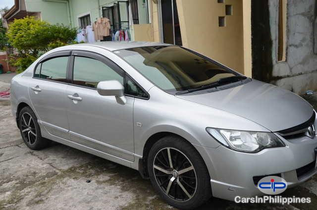 Honda Civic - image 2