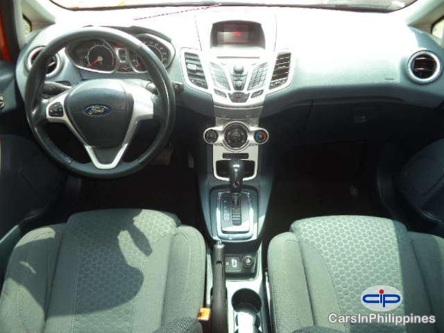 Ford Fiesta Automatic - image 2
