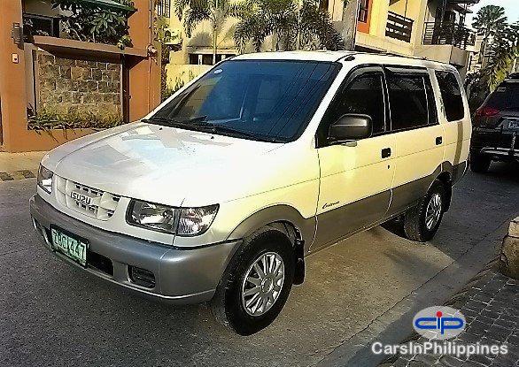 Pictures of Isuzu Crosswind