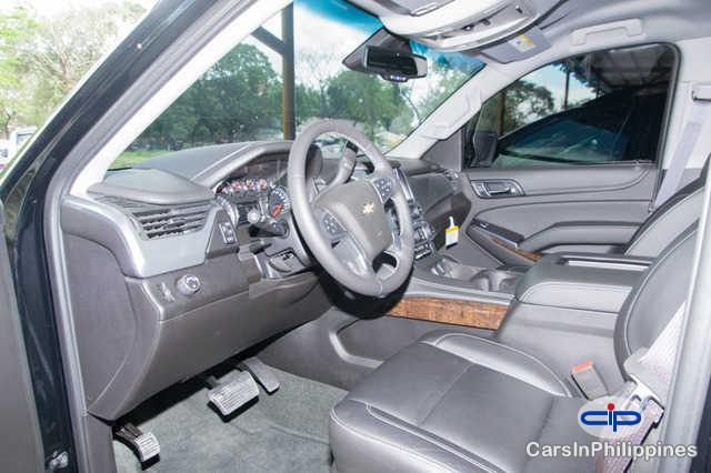 Toyota Land Cruiser - image 2