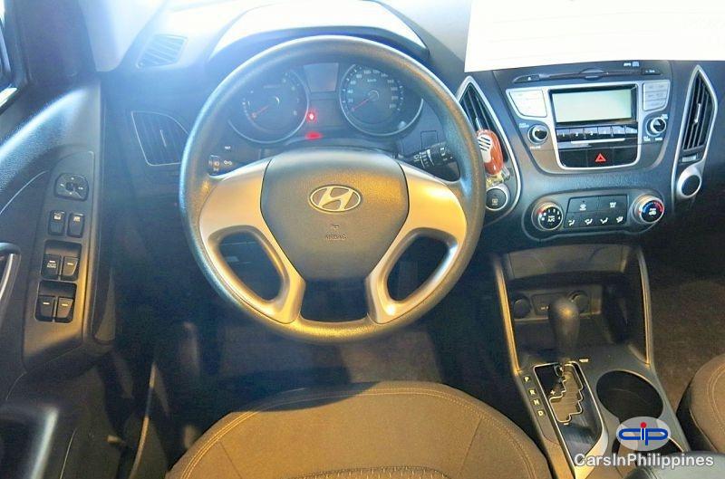 Hyundai Tucson Manual 2010 - image 3