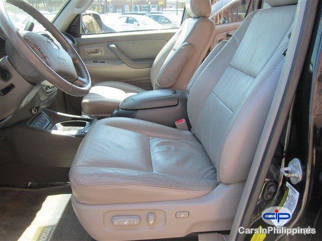 Toyota Sequoia Automatic 2005 - image 9