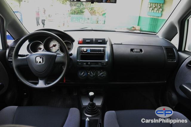 Honda Jazz Manual 2005 - image 2