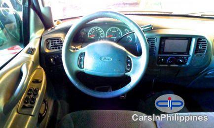 Ford Expedition Automatic 2002 - image 3