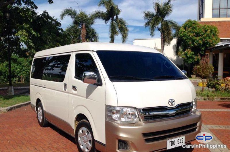Toyota Hiace Manual 2012