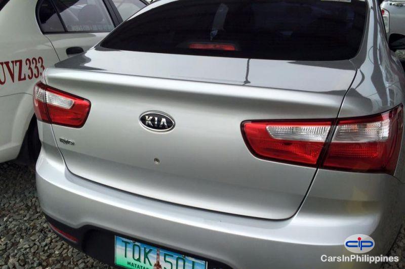 Kia Rio Manual - image 4