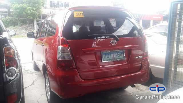 Toyota Innova Automatic - image 3