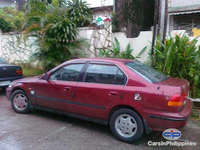 Honda Civic Automatic - image 3