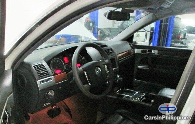 Volkswagen Touareg Automatic - image 2