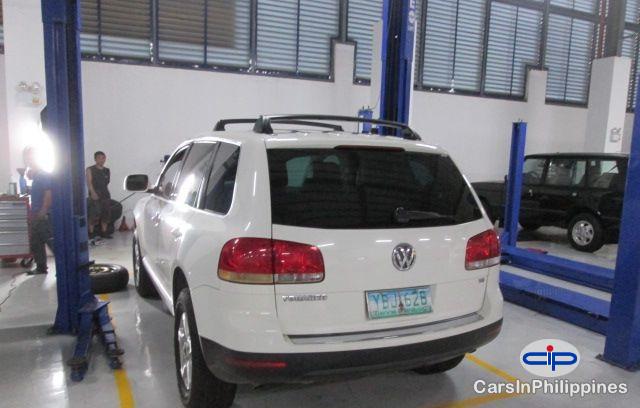 Volkswagen Touareg Automatic - image 8