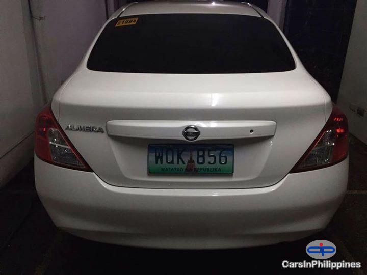 Nissan Almera Automatic - image 9