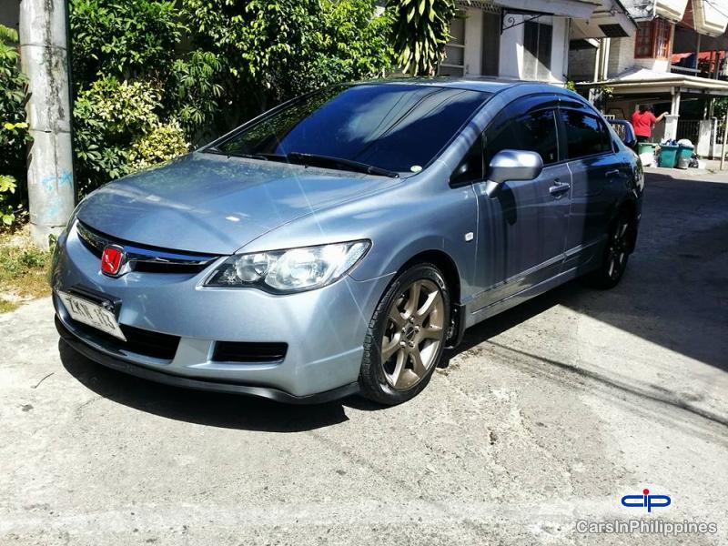 Honda Civic Automatic - image 4