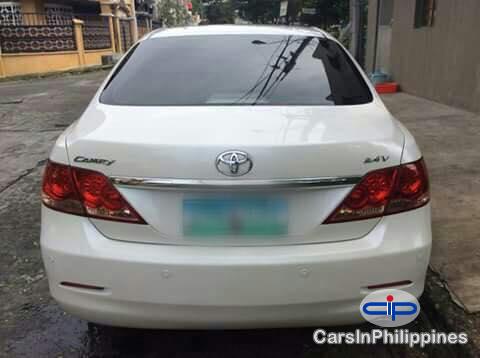 Toyota Camry Automatic - image 11