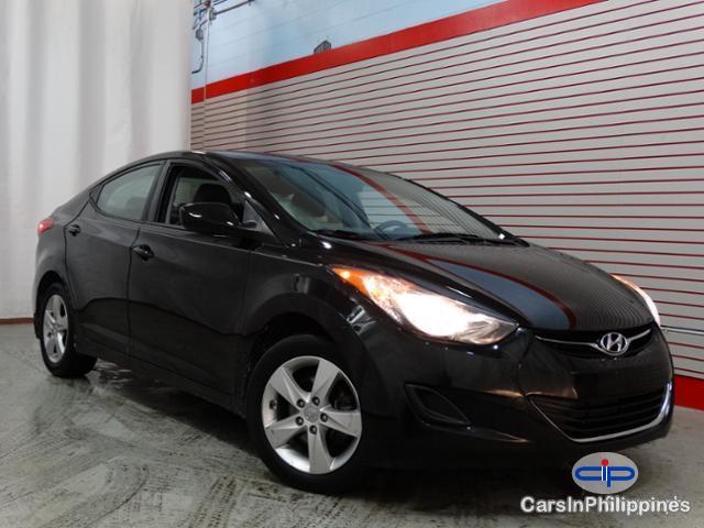 Pictures of Hyundai Elantra Automatic 2013