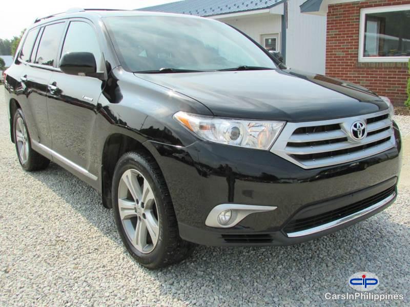 Picture of Toyota Highlander Automatic 2011