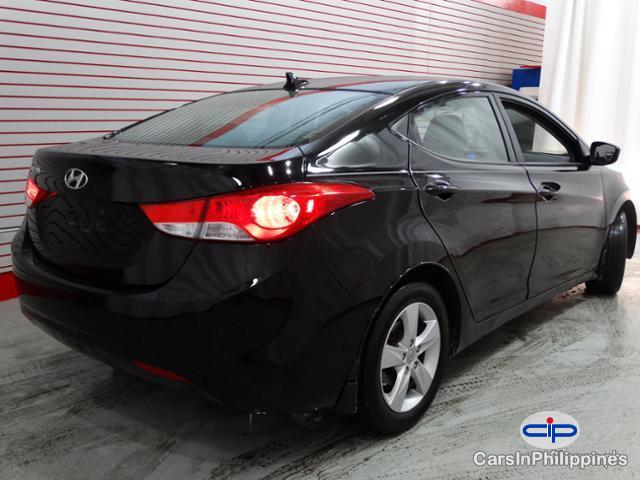 Hyundai Elantra Automatic 2013 - image 3