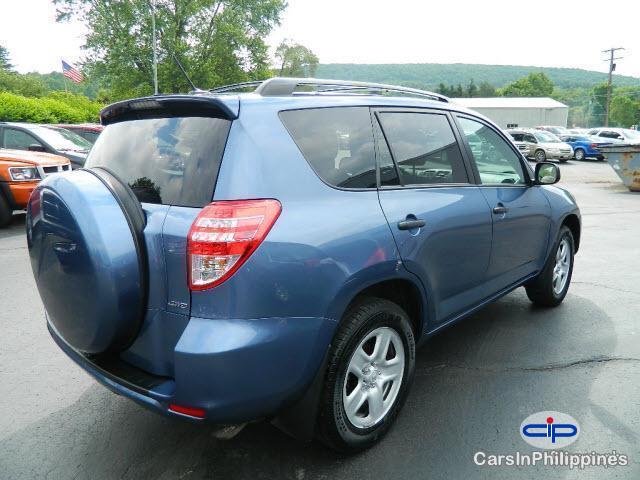 Toyota RAV4 Automatic 2012 in Metro Manila
