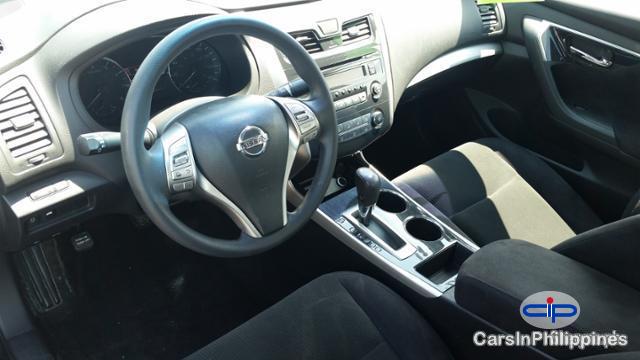 Nissan Altima Automatic 2013 - image 4
