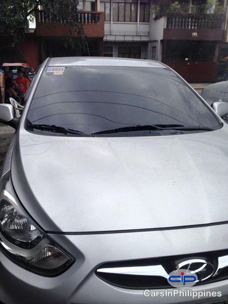 Hyundai Accent Automatic 2011 in Metro Manila