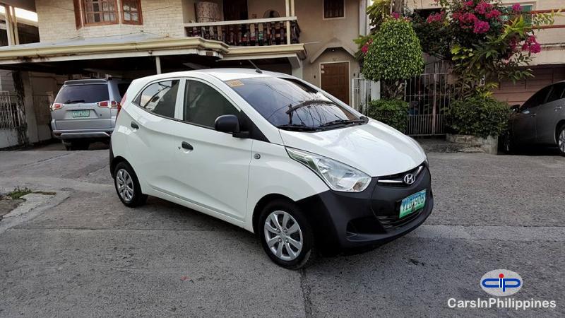 Hyundai Eon Automatic - image 2