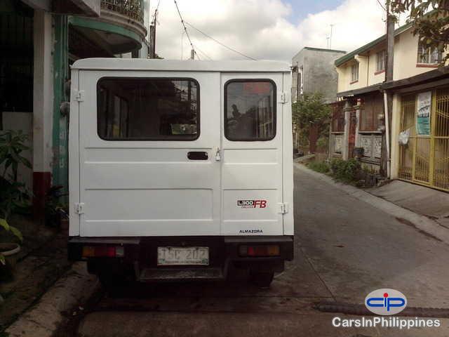 Picture of Mitsubishi L300 Manual