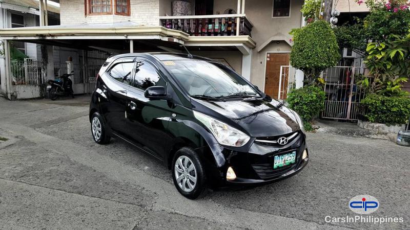 Pictures of Hyundai Eon Manual