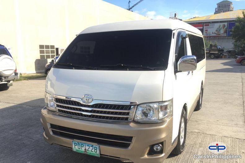 Pictures of Toyota Granvia Automatic 2011