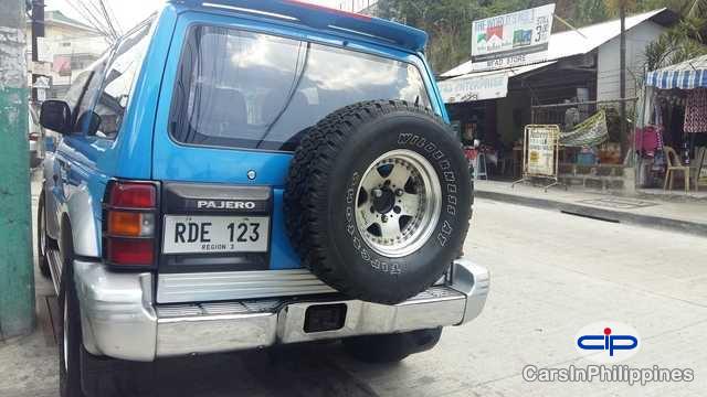 Mitsubishi Pajero Manual 2001 - image 2