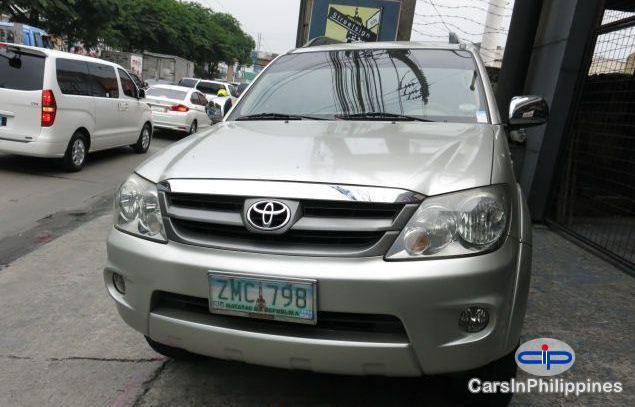 Picture of Toyota Fortuner