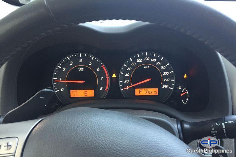 Toyota Corolla - image 2