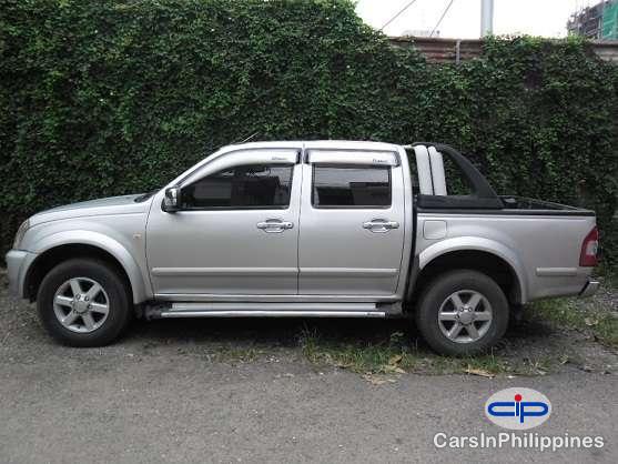 Isuzu D-Max in Ifugao