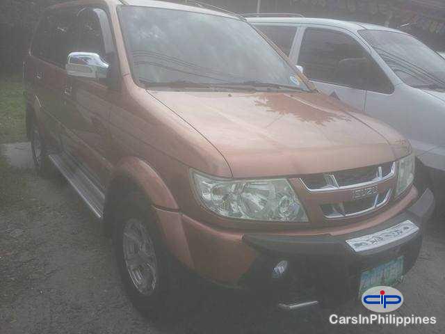 Isuzu Crosswind - image 2