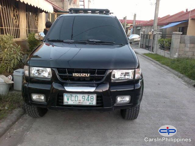 Pictures of Isuzu Crosswind