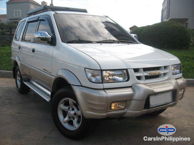 Pictures of Isuzu Crosswind